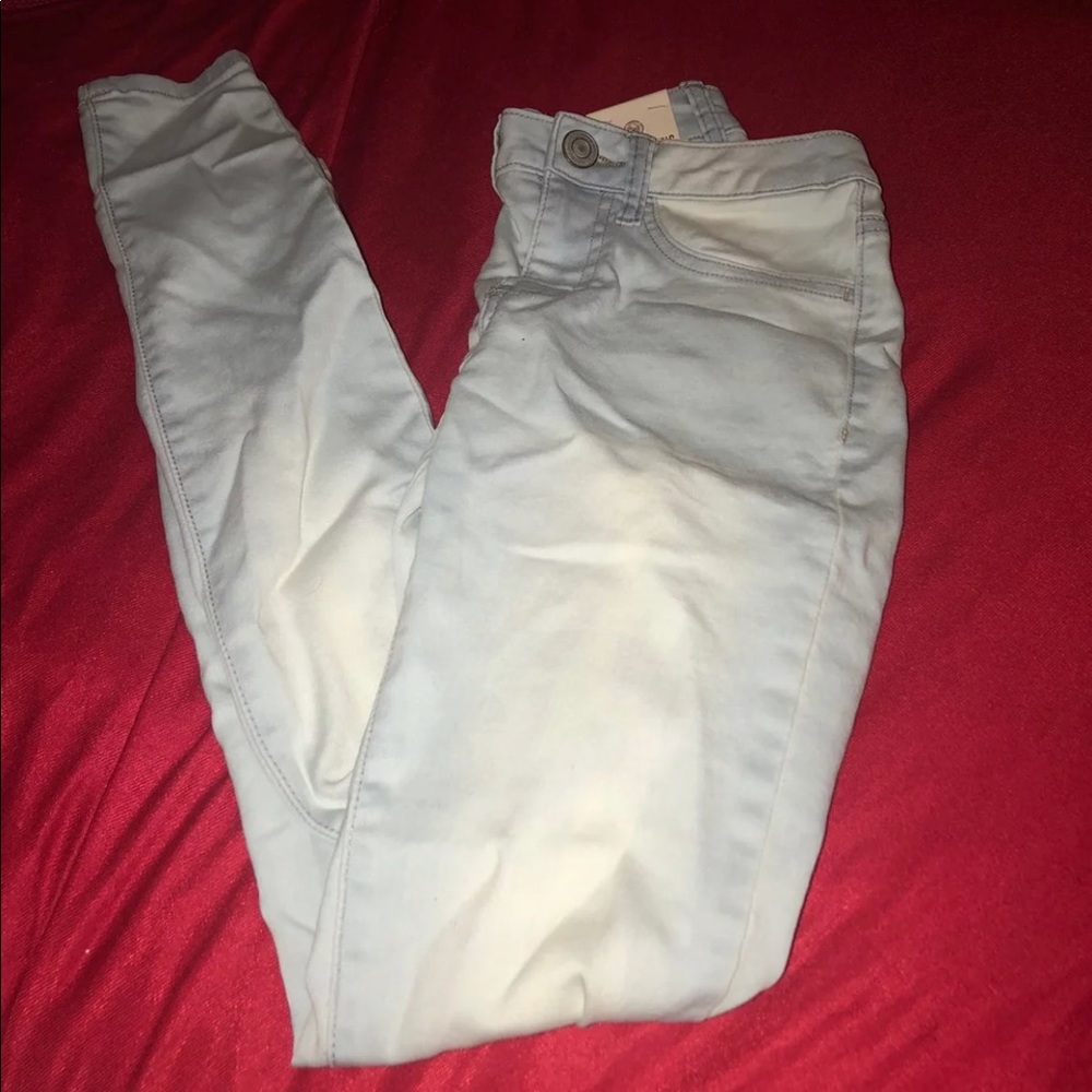 Juniors skinny jeans